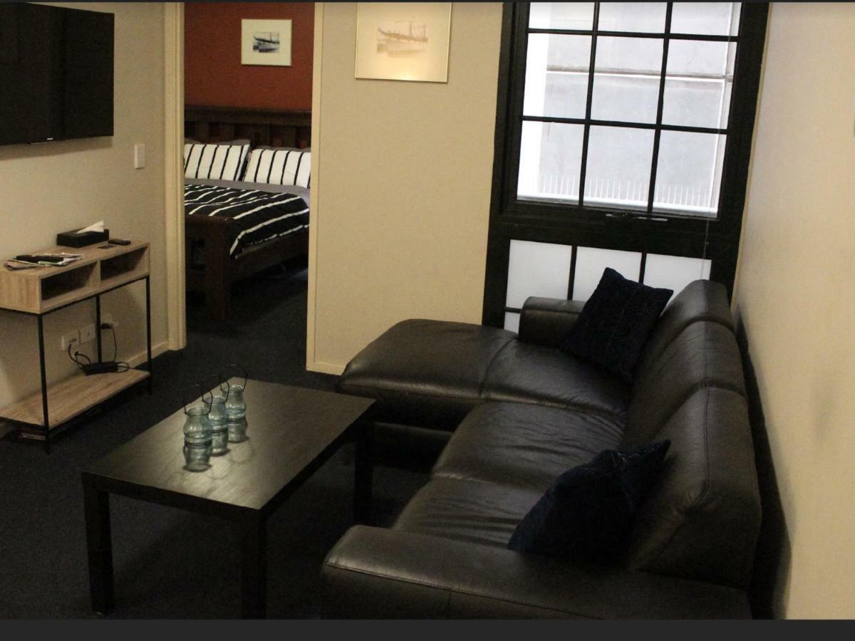 Cosy City Apartment メルボルン エクステリア 写真